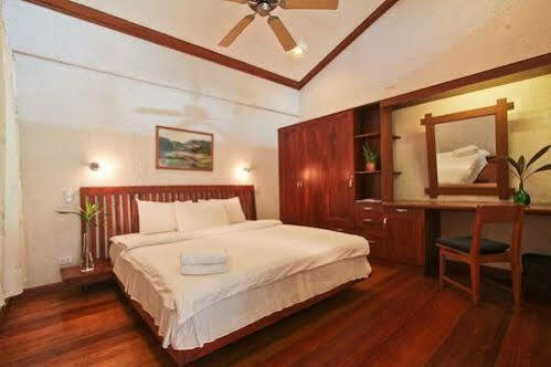 The Boutique Resort