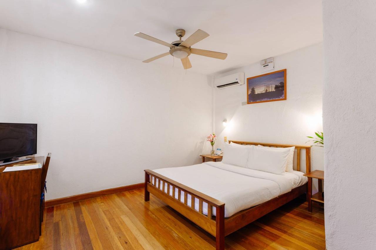 The Boutique 4* Balabag (Boracay)
